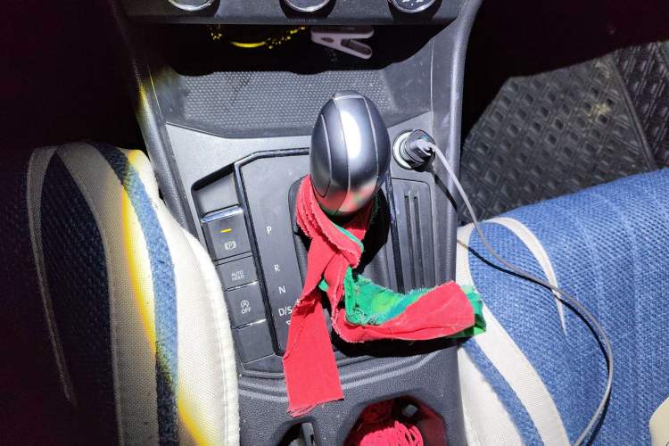 Used Volkswagen Lavida 2023 1.5L Automatic De Yi Edition Gear Lever