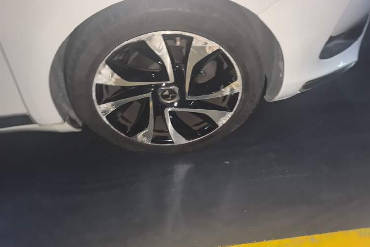 Used DS 5 2012 1.6T Prestige Edition Right Front Wheel Hub