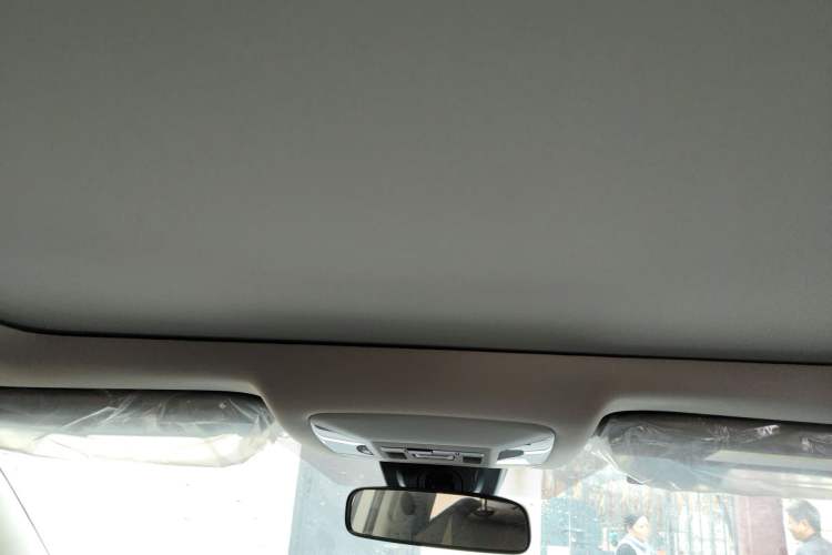 Used Toyota RAV4 2024 2.0L CVT Two-Wheel Drive Fashion Plus Edition Headliner