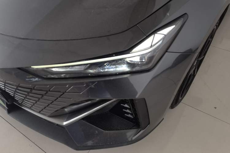 Used CHANGAN UNI-V 2022 1.5T Prestige Version Left Front Headlight