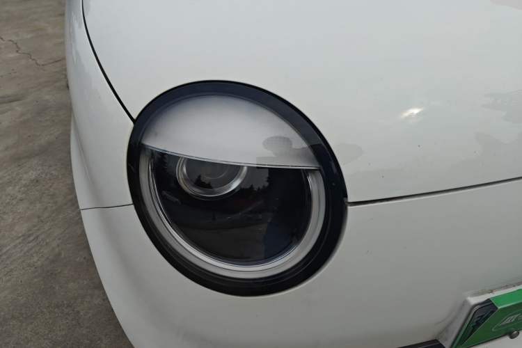 Used CHANGAN NEVO Lumin 2022 155 km – Refreshingly Sweet Edition Right Front Headlight