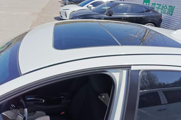 Used Honda Vezel 2020 1.5L CVT Elite Edition
