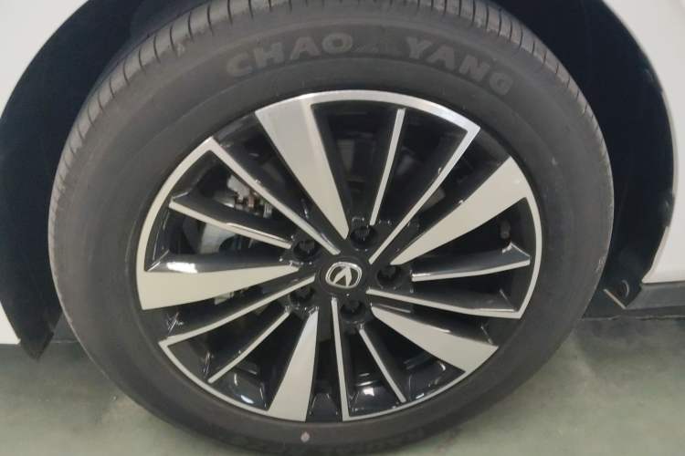 Used Changan Eado PHEV 2025 Smart New Blue Whale 145KM High-Energy Edition
