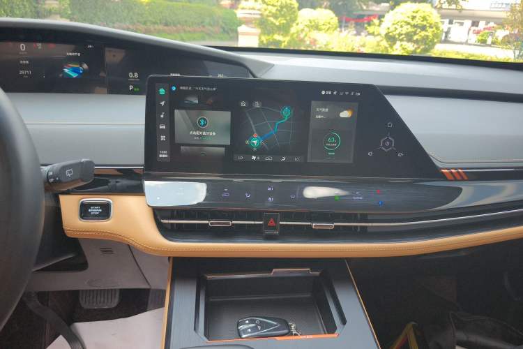 Used CHANGAN UNI-K 2021 2.0T Excellence Edition Audio And AC Panel