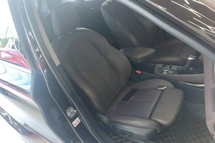 Used BMW X1 2019 xDrive20Li Luxury Model