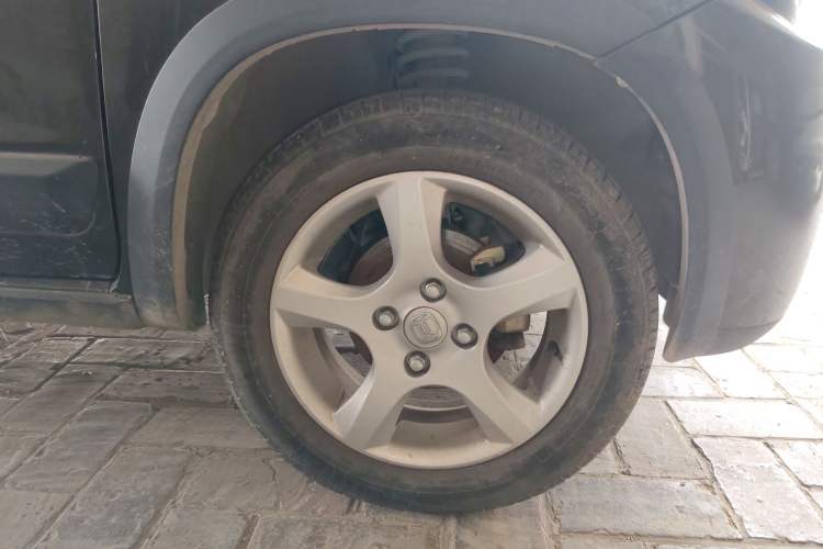 Used Suzuki Wagon R X5 2015 1.4L Flagship Model China V Standard Right Front Wheel Hub