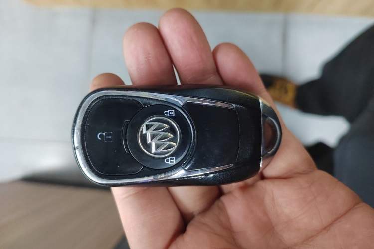 Used Buick GL8 2021 Land Cruiser Executive Class 652T Comfort Model
