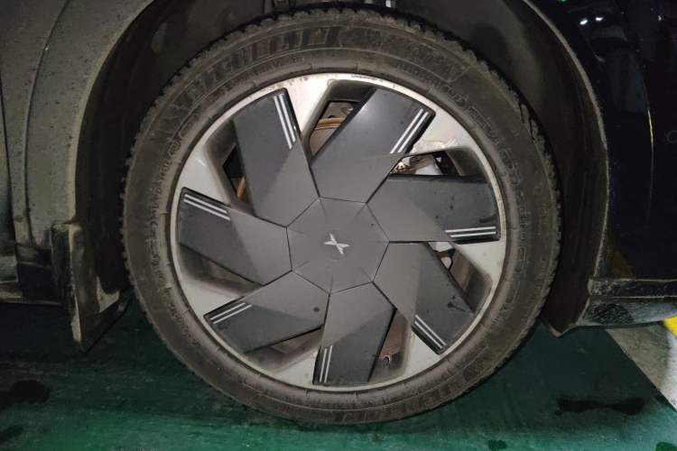 Used XPeng X9 2024 702 Ultra-Long Range Pro