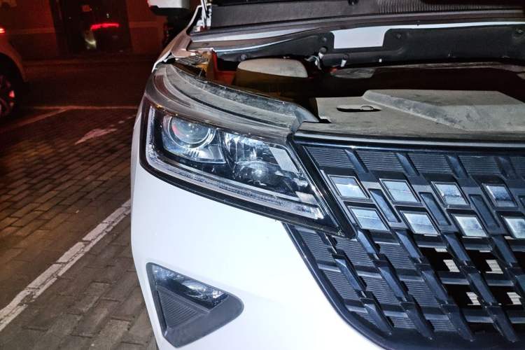 Used Wuling Alvez 2022 1.5L Manual Comfort Version
