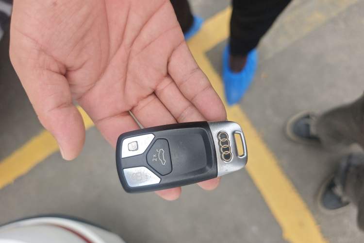 Used Audi A4L 2019 40 TFSI Ambition China VI