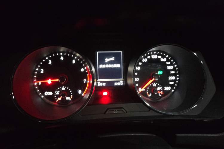 Used Volkswagen Tiguan L 2017 380TSI Automatic All-Wheel-Drive Luxury Edition Instrument Cluster