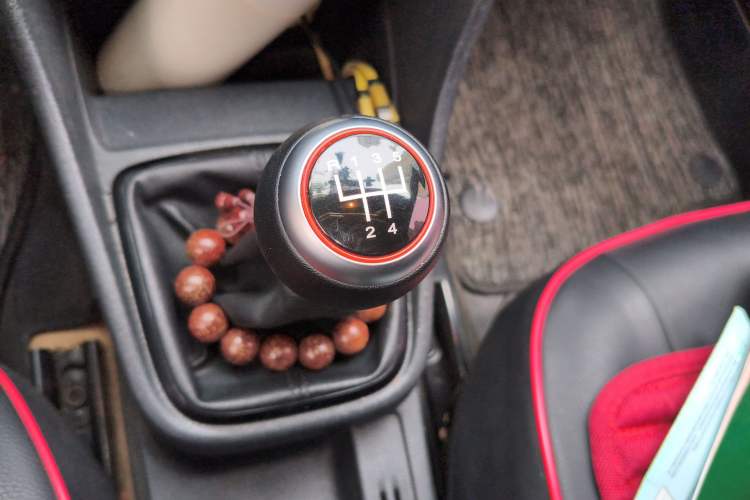 Used Volkswagen Santana 2015 1.4L Manual Fashion Edition