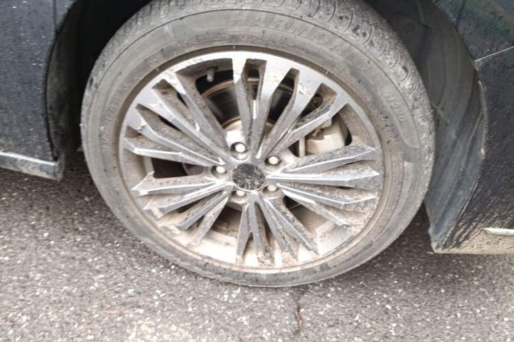 Used Dongfeng Aeolus Yixuan MAX 2021 1.5T Ultra-Stylish Trendsetter Edition
