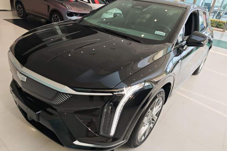 Used Cadillac OPTIQ 2024 Standard Range Version