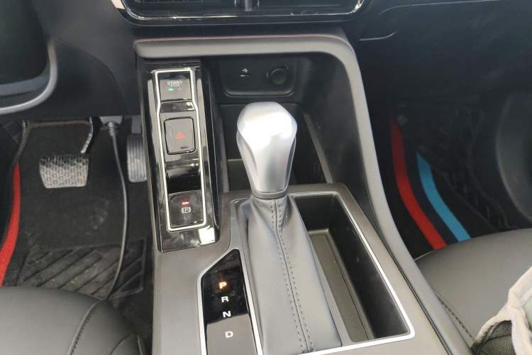 Used Roewe i5 2026 Model 1.5L CVT Luxury Version