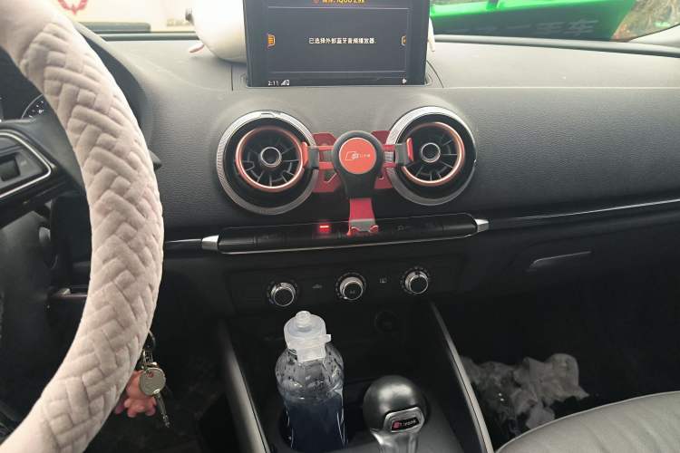 Used Audi A3 2019 Limousine 35 TFSI Fashion Edition China V standard Audio And AC Panel