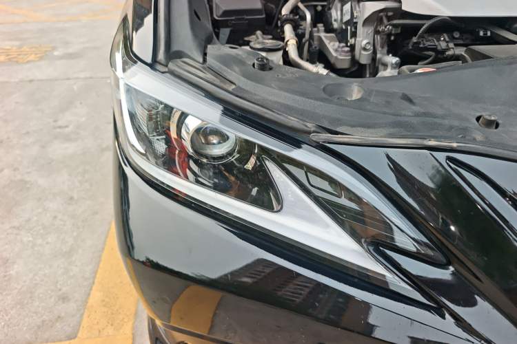 Used Lexus ES 2020 200 Excellence Edition
