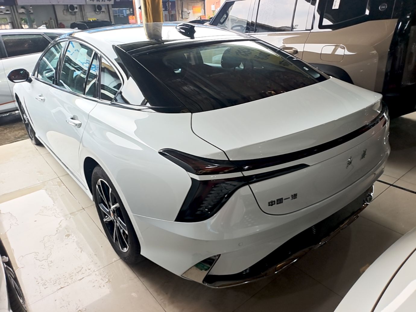 Hongqi H6 2024 2.0T ZhiMei Edition — снимка 4