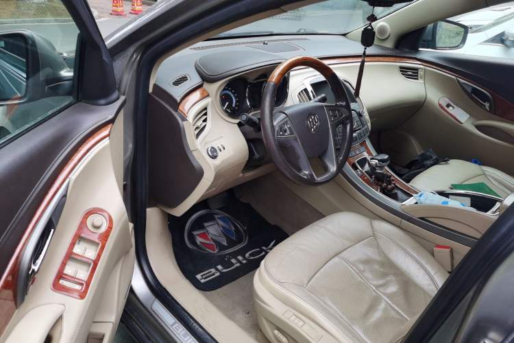 Used Buick LaCrosse 2011 2.4L SIDI Luxury Edition
