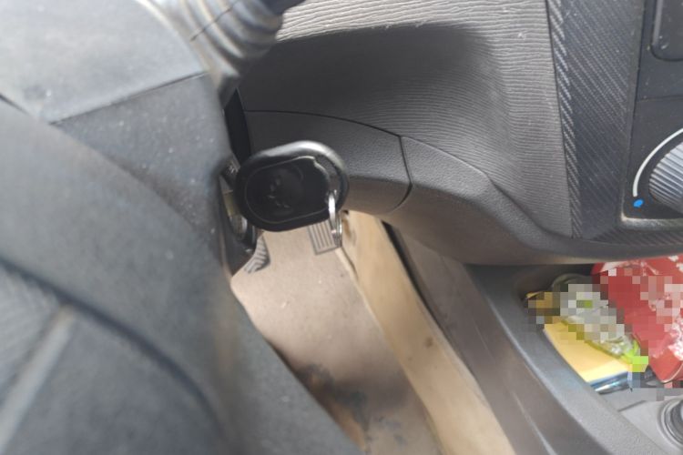 Used Wuling Hongguang 2014 1.5L S Standard Version Vehicle Key