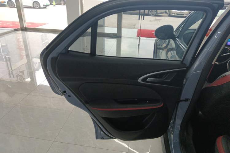 Used ORA Good Cat GT 2022 Mulan Edition 401 km Standard Range
