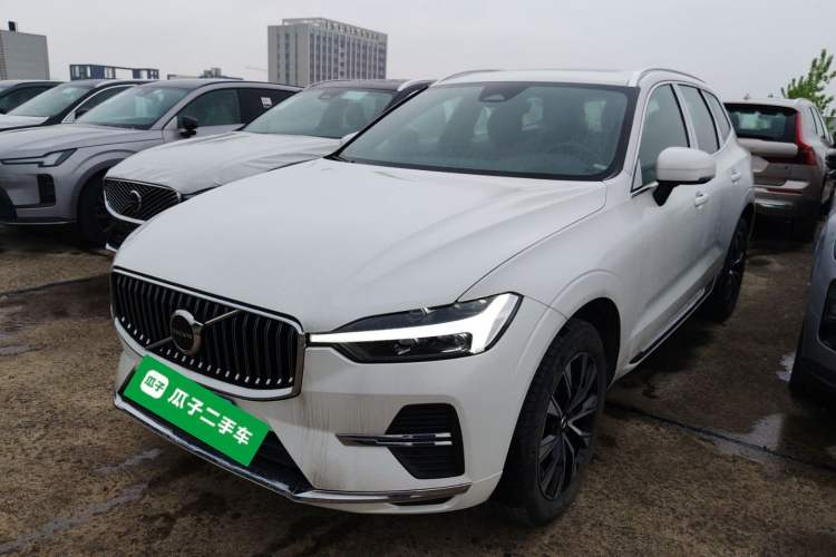 Used Volvo XC60 2024 B5 4x4 Smart Luxury Edition