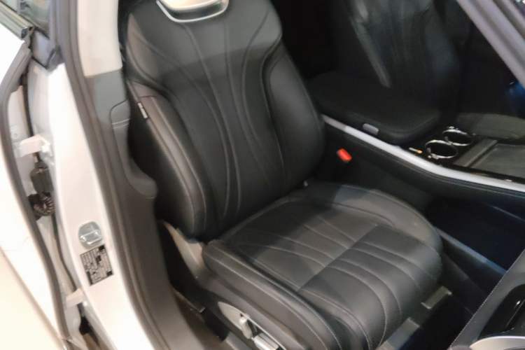 Used XPeng G9 2022 570 Plus Right Front Seat