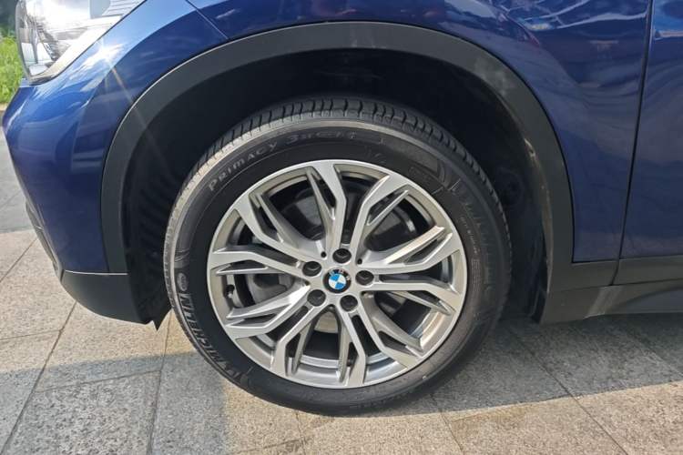 Ojetý BMW X1 2019 sDrive20Li Leading Model