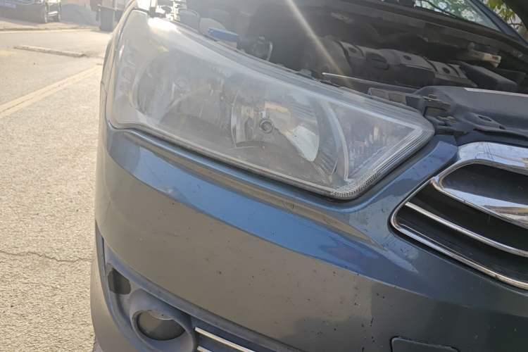 Used Citroen C-Quatre 2012 Sedan 1.6L Manual Prestige Model Right Front Headlight