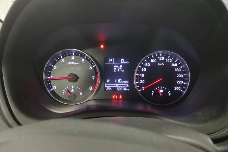 Used Hyundai Celesta 2017 1.6L Automatic Enjoyment Version GLS
