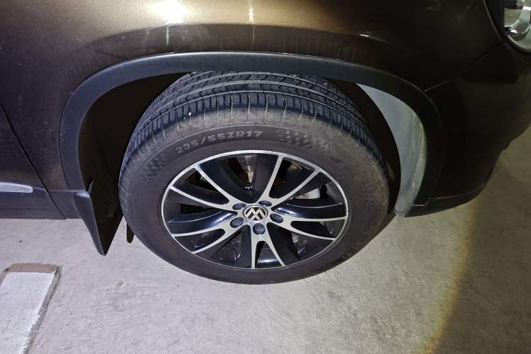 Used Volkswagen Tiguan L 2013 1.8TSI Automatic Two-Wheel Drive Luxury Model