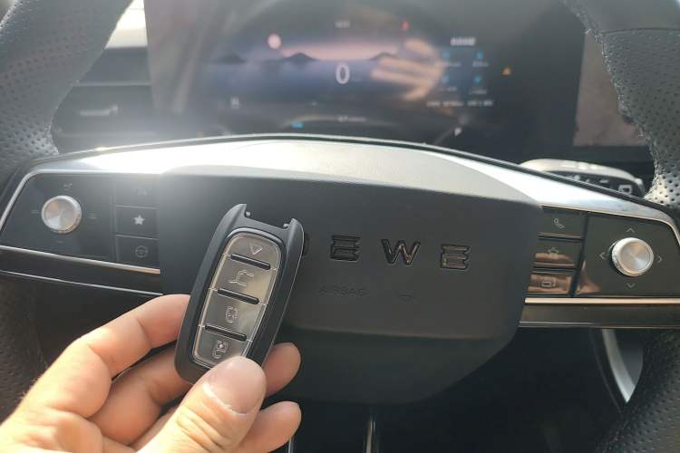 Used Roewe RX5 2023 1.5T Luxury Sliding-Screen Version
