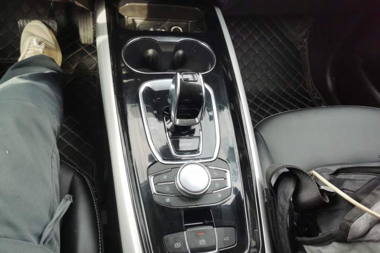 Used EXEED Lingyun 2019 1.6T Two-Wheel Drive Diamond Edition
