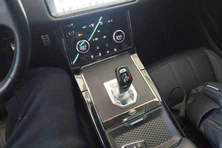 Used Land Rover Range Rover Evoque 2020 249 PS R-DYNAMIC S Sport Edition
