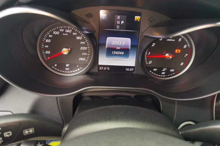 Used Mercedes-Benz GLC 2018 GLC 300 4MATIC Sport Edition Instrument Cluster