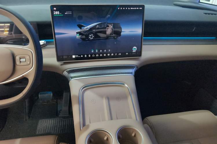 Used XPeng X9 2024 702 Ultra-Long Range Max