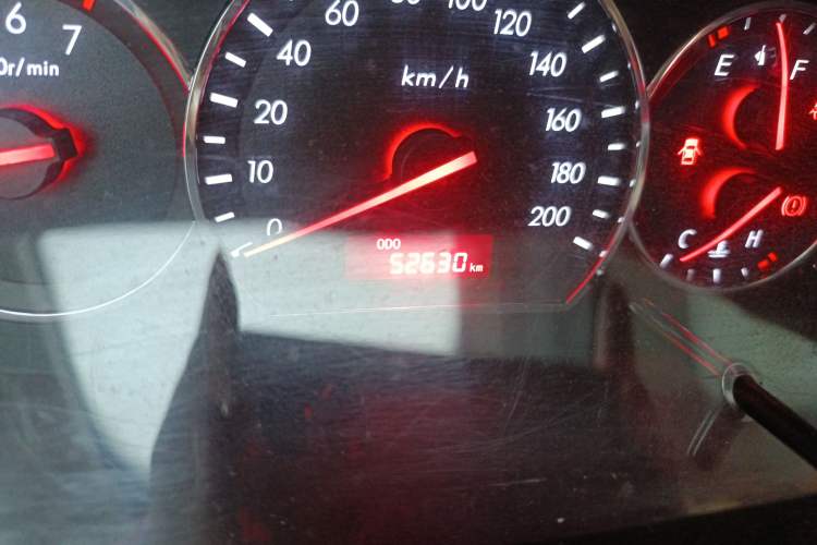 Used CHANGAN Alsvin V3 2015 1.4L Manual Warm-Hearted Model China V Standard