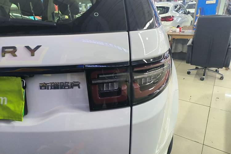 Used Land Rover Discovery Sport New Energy 2022 Facelifted P300e Plug-in Hybrid Electric Version Right Rear Taillight