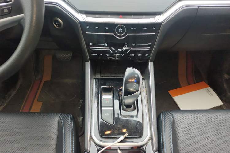 Used Venucia T60EV 2020 AI Enjoyment Model Gear Lever