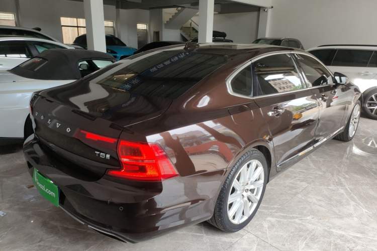 Used Volvo S90 2017 T5 Smart Luxury Edition