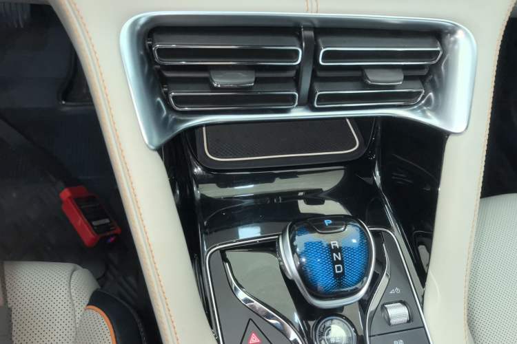 Used BYD Song PLUS New Energy 2021 DM-i 51KM Prestige Model Gear Lever