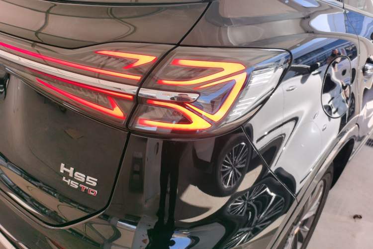 Used Hongqi HS5 2023 2.0T Qixiang Pro Edition