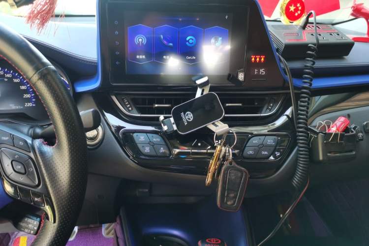 Used Toyota C-HR 2021 Dual-Motor 2.0L E-CVT Comfort Edition Audio And AC Panel