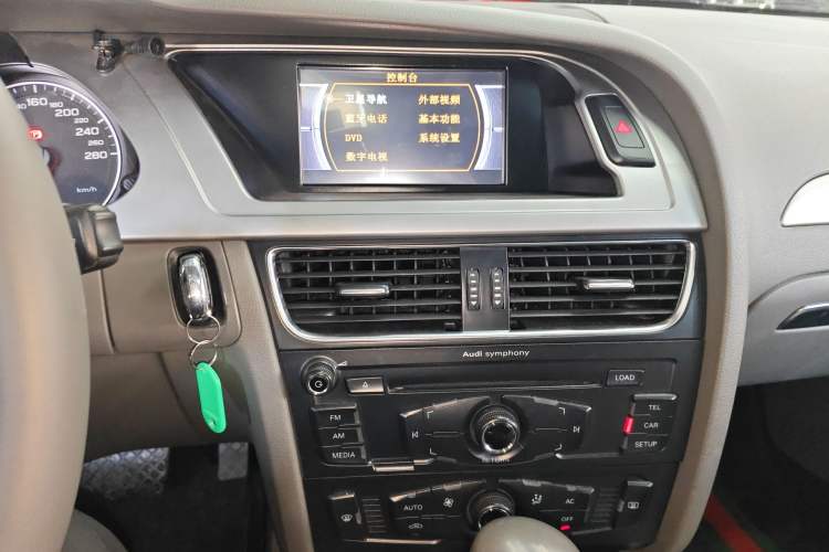 Used Audi A4L 2011 1.8 TFSI Comfort Model
