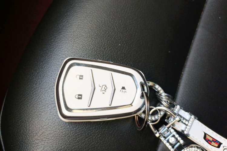 Used Cadillac XT4 2021 28T Two-Wheel Drive Leading Version