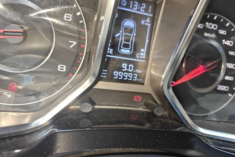 Used Zotye Domy X5 2015 1.5T CVT ZhiXian Trim China V Standard
