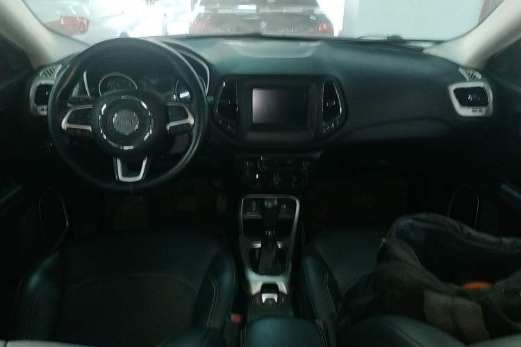 Used Jeep Compass 2019 200T Automatic Enjoyment - Connected Large Screen Version