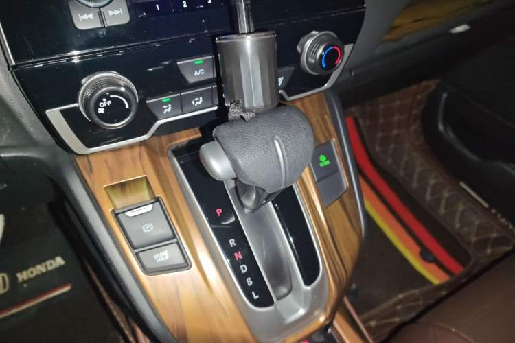 Used Honda CR-V 2019 240TURBO CVT 2WD Comfort Version China V Gear Lever
