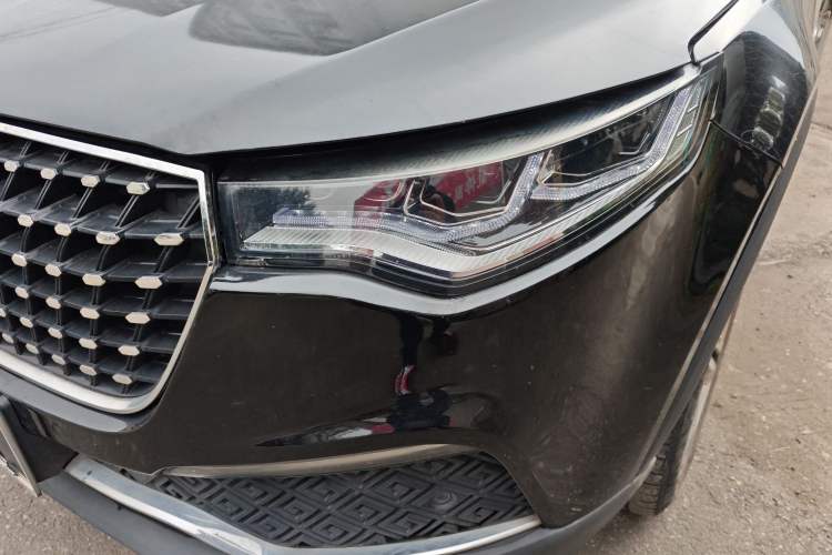 Used Zotye T700 2017 1.8T Dual-Clutch Prestige Model
