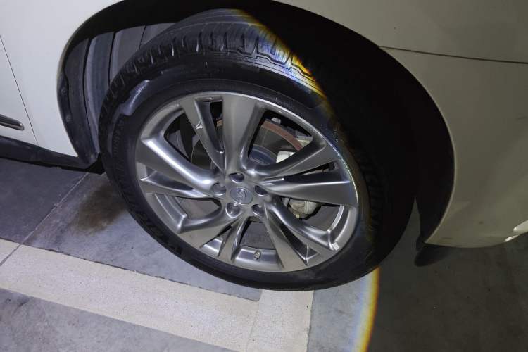 Used Infiniti QX60 2014 2.5 S/C Hybrid Two-Wheel Drive Excellence Edition
